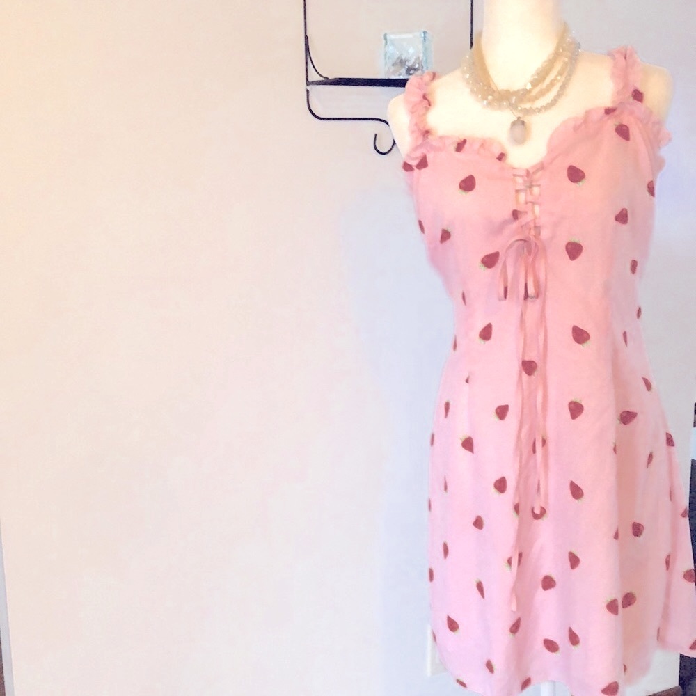 SHEIN Curve Strawberry Sun Dress 🍓🍰 Sixe - OXL